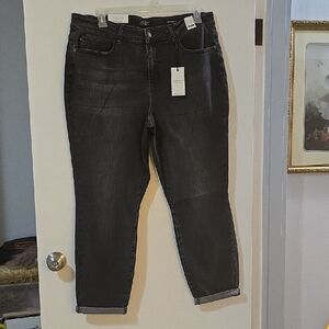 Judy Blue Washed Charcoal Cropped Boyfriend Jeans